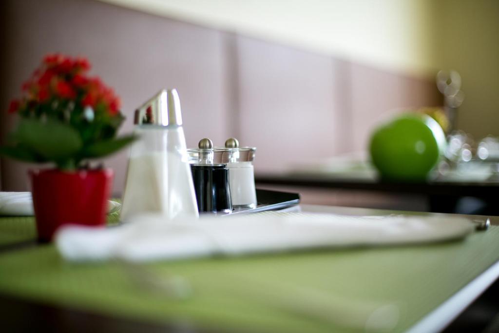 Hotel Seebrunn Am Wallersee Henndorf am Wallersee Ngoại thất bức ảnh
